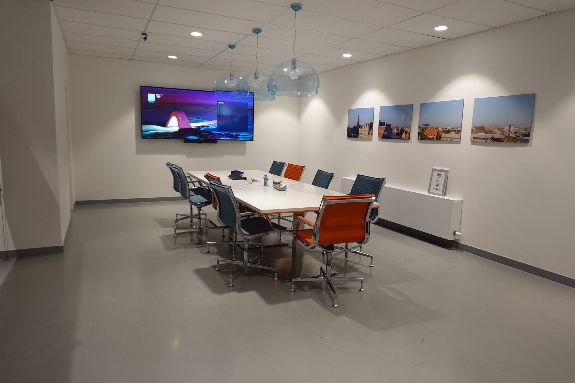 Presenteren, vergaderen en lesgeven met de beste audiovisuele producten van Xafax Visuals